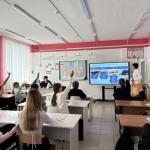 В школах Республики Алтай запустили региональный проект «Хранители наследия Алтая», частью которого стали единые уроки «Карта моего региона».